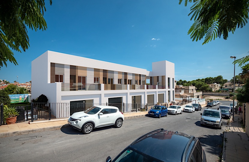 New Apartments with Solarium from 124.900€ in Blue Lagoon, Villamartin, South Alicante